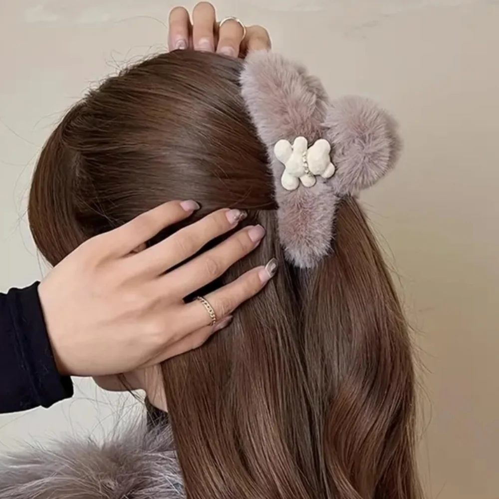 Plush hair claw clip hair accessories